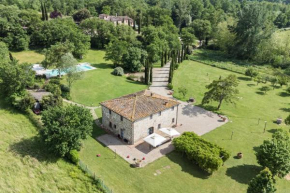 Villa Rapale by Mmega Pietraviva
